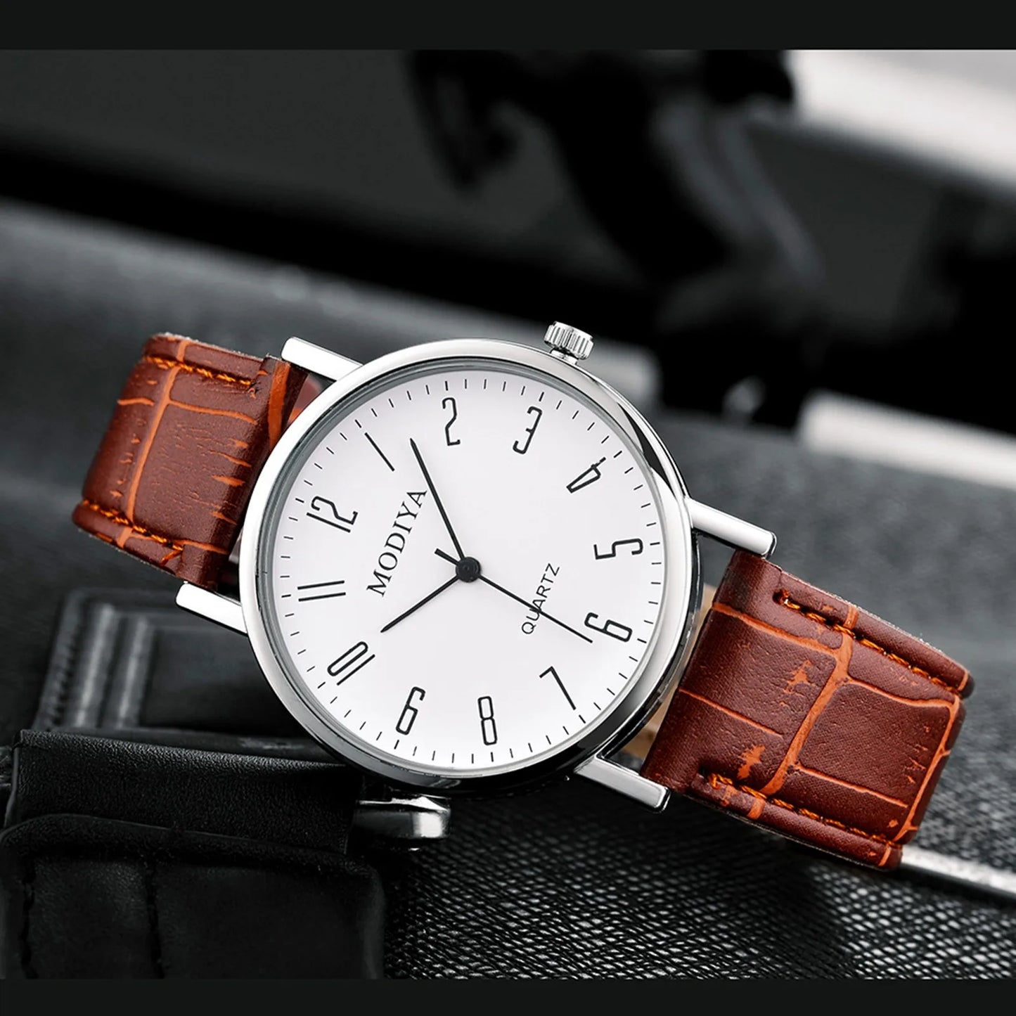 Mens 2024 Classic Wristwatch Men Vintage Design Watches Leather Strap Wrist Watch Quartz Analog Watch For Man Gift Reloj Hombre