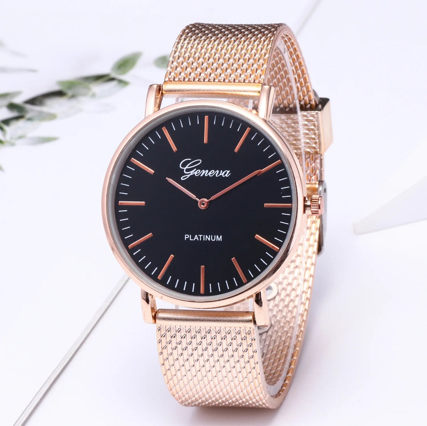 Luxury Quartz Wristwatches For Women Round Dial Watch Ladies Quartz Simple Watches Clock Gift relogio feminino