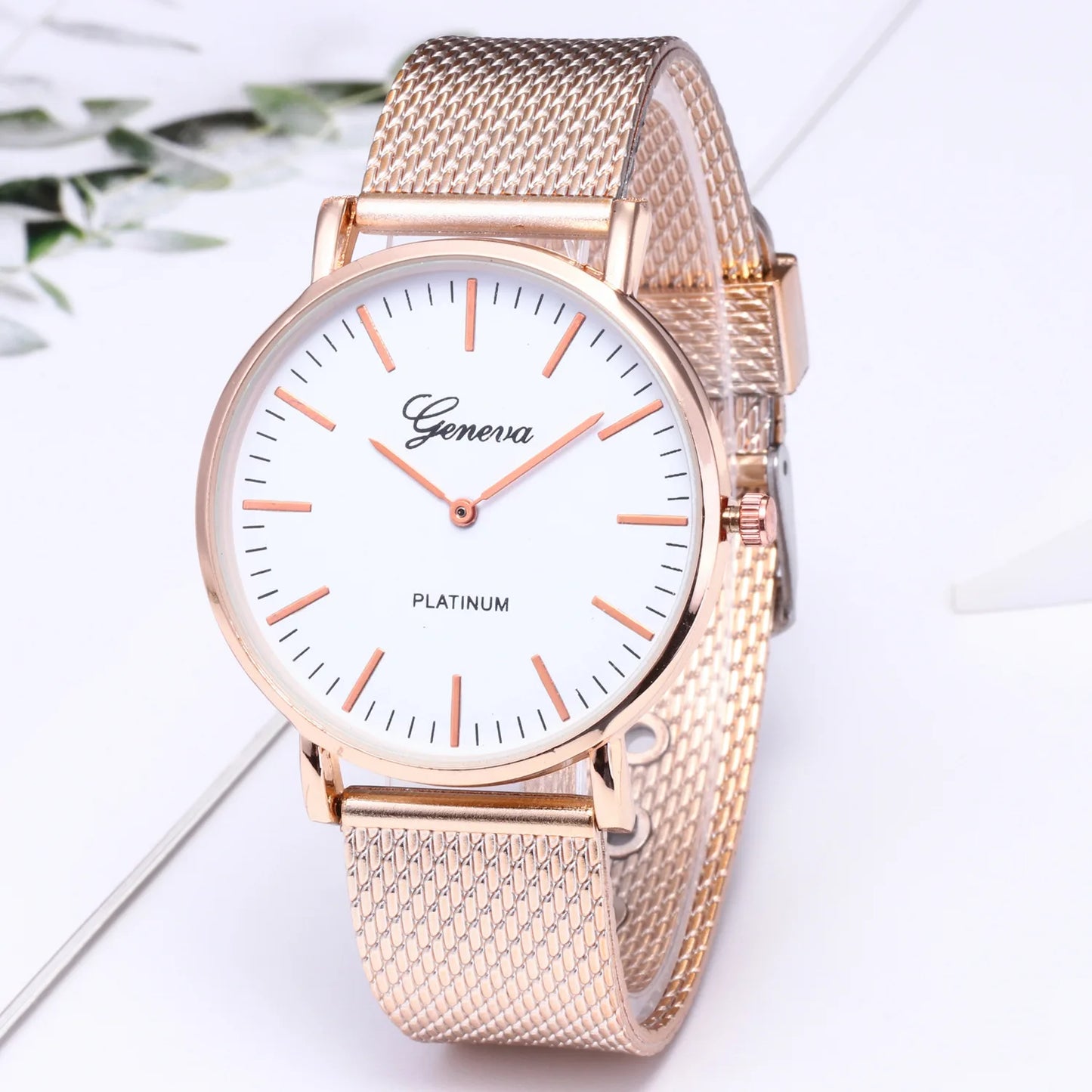 Luxury Quartz Wristwatches For Women Round Dial Watch Ladies Quartz Simple Watches Clock Gift relogio feminino