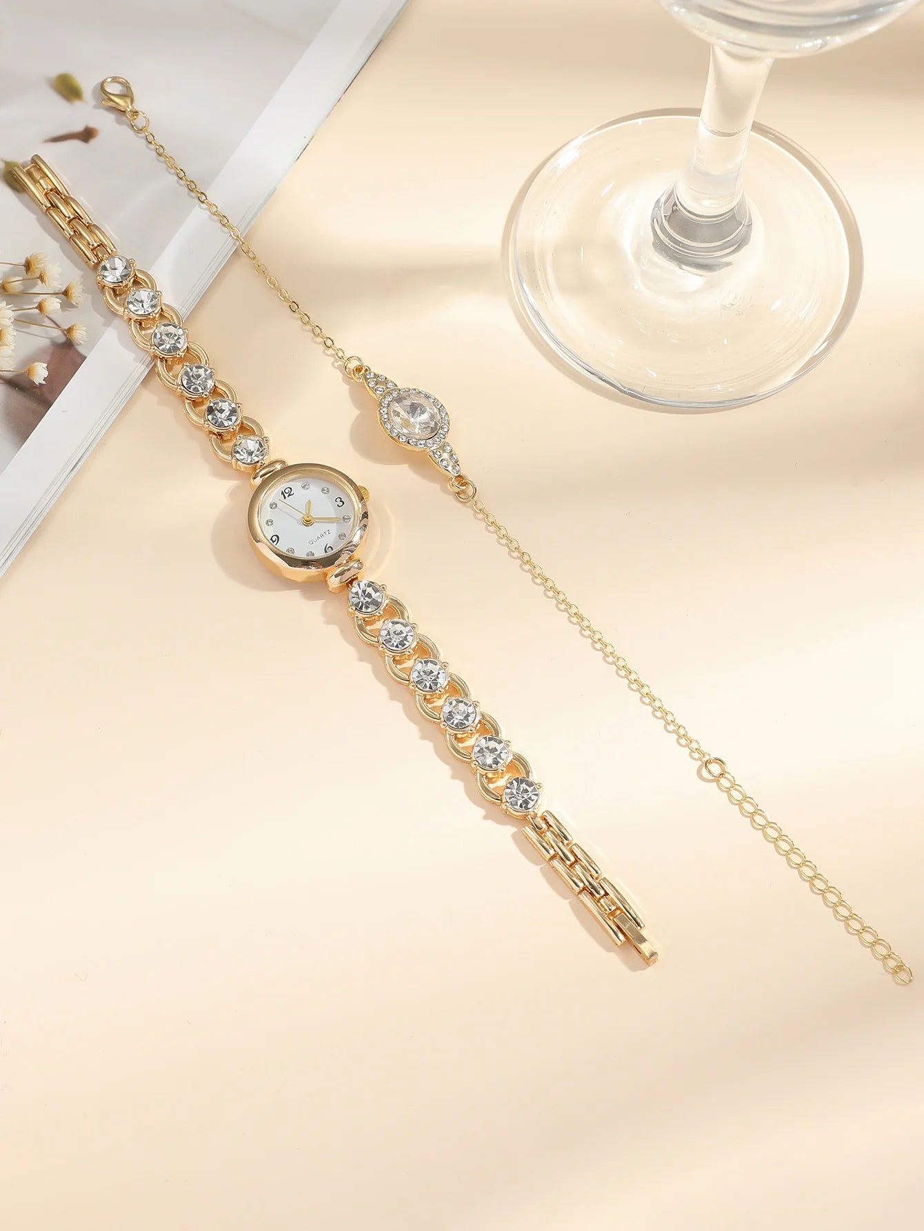 A Classic Fashion Women's Quartz Watch With Rhinestones And A Women's Bracelet With Diamonds. For Daily Life