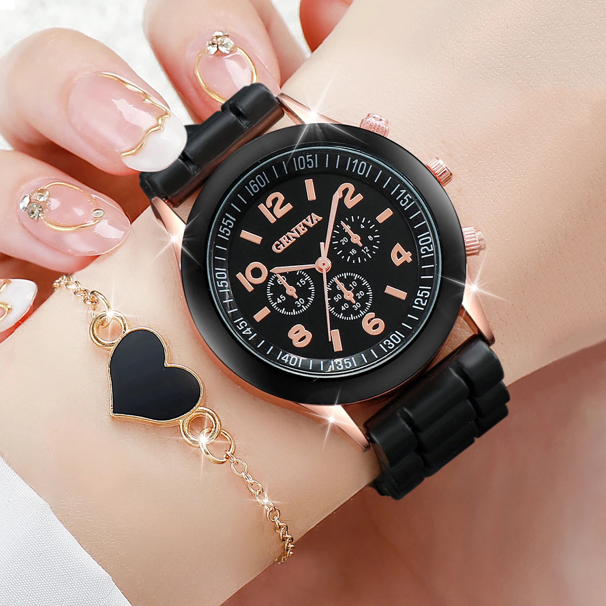 4PCS/Set Geneva Watch Fashion Silicone Band Women Watches Heart Jewelry Set ( Without Box ）